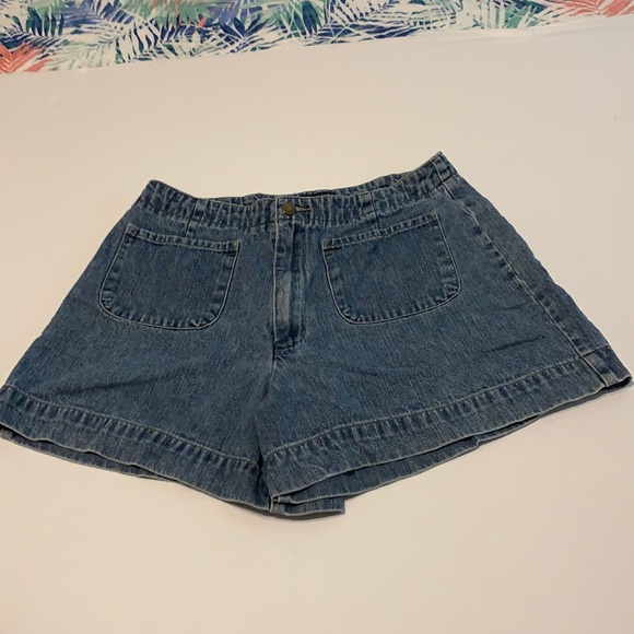 American Eagle Outfitters Pants - Vintage American Eagle denim shorts